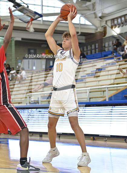 Thumbnail 2 in Richmond vs Carmel (IBCA / IHSAA Showcase)  photogallery.