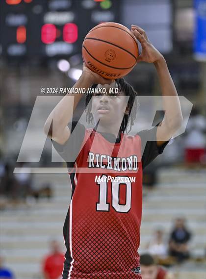 Thumbnail 2 in Richmond vs Carmel (IBCA / IHSAA Showcase)  photogallery.