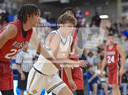 Thumbnail 3 in Richmond vs Carmel (IBCA / IHSAA Showcase)  photogallery.
