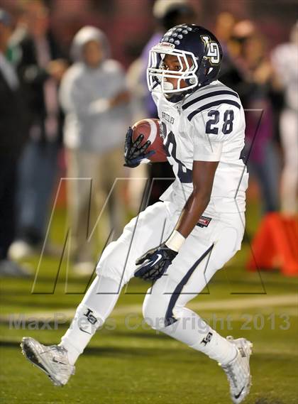 Thumbnail 1 in Los Osos @ Rancho Cucamonga photogallery.