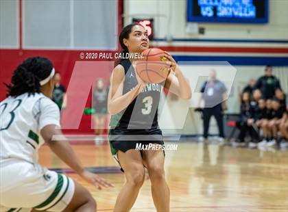 Thumbnail 3 in Beamer vs. Kentwood (WIAA 4A District 3/4 Quarterfinal) photogallery.