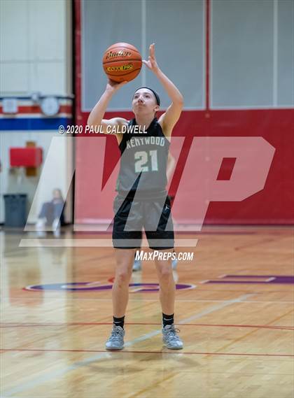 Thumbnail 1 in Beamer vs. Kentwood (WIAA 4A District 3/4 Quarterfinal) photogallery.