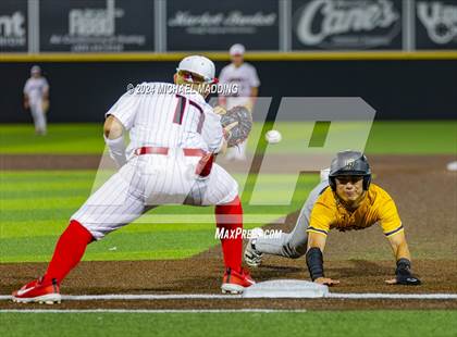 Thumbnail 3 in Bridge City vs Liberty (UIL Baseball 4A Region 3 Bi-District) photogallery.