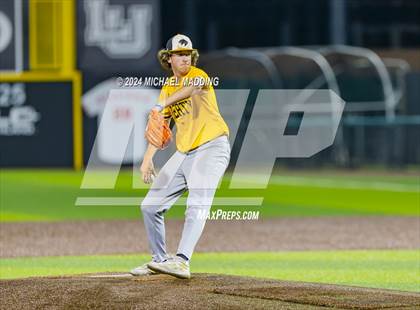 Thumbnail 2 in Bridge City vs Liberty (UIL Baseball 4A Region 3 Bi-District) photogallery.