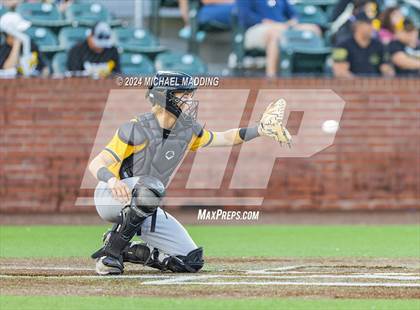 Thumbnail 2 in Bridge City vs Liberty (UIL Baseball 4A Region 3 Bi-District) photogallery.