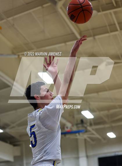 Thumbnail 2 in Newbury Park @ Agoura photogallery.