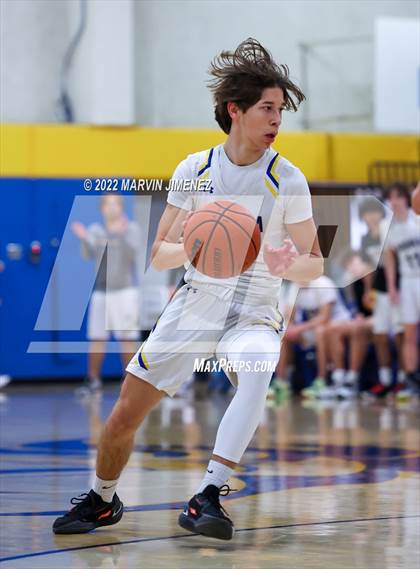 Thumbnail 1 in Newbury Park @ Agoura photogallery.