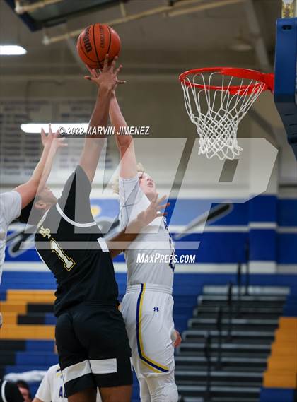 Thumbnail 3 in Newbury Park @ Agoura photogallery.