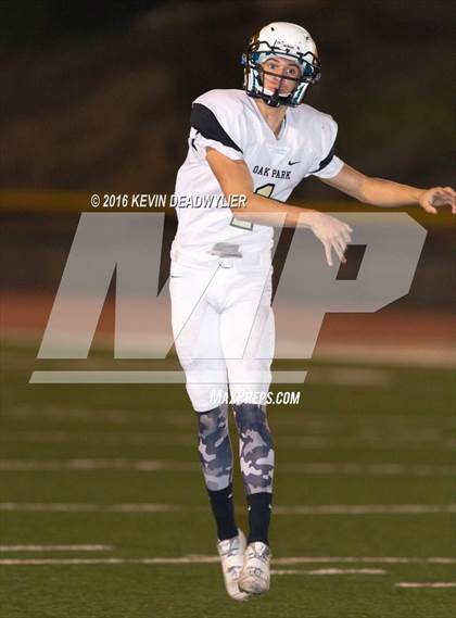 Thumbnail 1 in Grace Brethren vs. Oak Park photogallery.