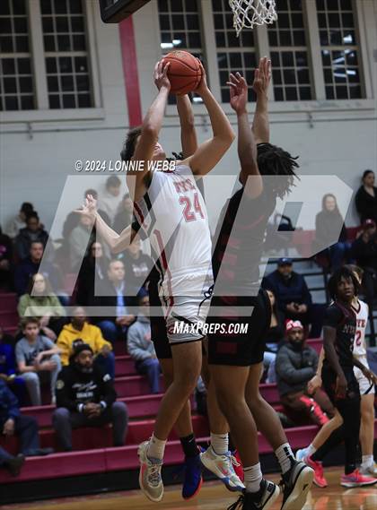 Thumbnail 3 in Nyack vs Rye (NYSPHSAA Section 1 Class A Quarter Final) photogallery.