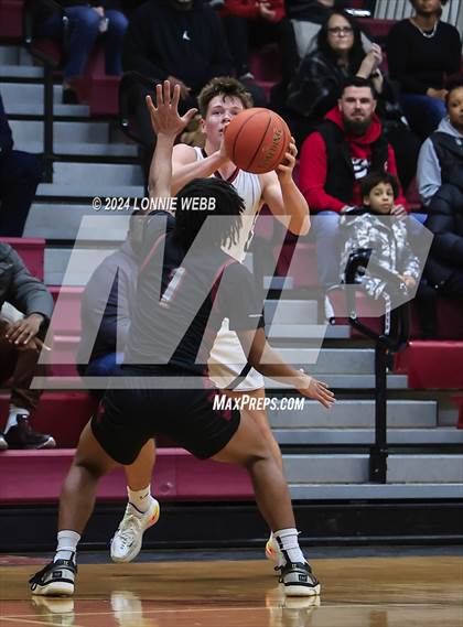 Thumbnail 2 in Nyack vs Rye (NYSPHSAA Section 1 Class A Quarter Final) photogallery.