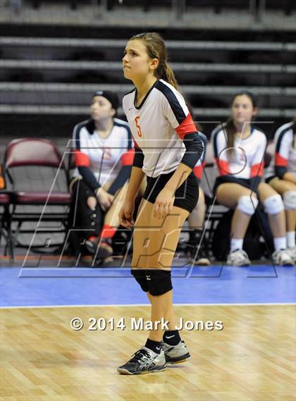 Thumbnail 2 in Monument Valley vs. Seton Catholic (AIA D3 Playoff) photogallery.