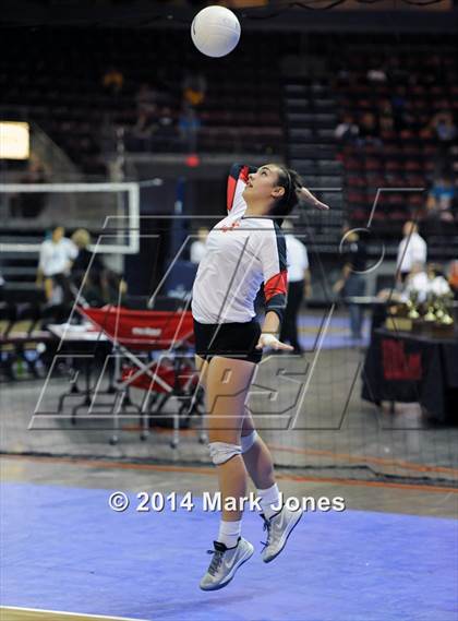 Thumbnail 3 in Monument Valley vs. Seton Catholic (AIA D3 Playoff) photogallery.