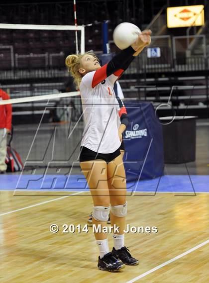 Thumbnail 2 in Monument Valley vs. Seton Catholic (AIA D3 Playoff) photogallery.