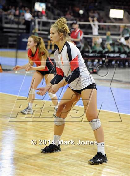 Thumbnail 1 in Monument Valley vs. Seton Catholic (AIA D3 Playoff) photogallery.