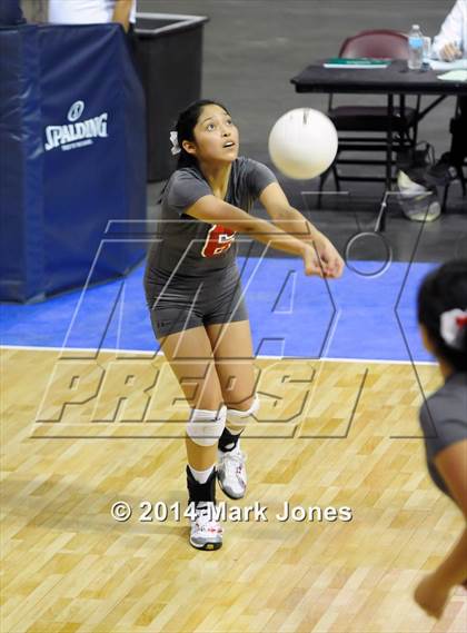 Thumbnail 1 in Monument Valley vs. Seton Catholic (AIA D3 Playoff) photogallery.
