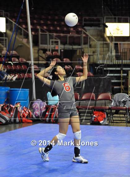 Thumbnail 3 in Monument Valley vs. Seton Catholic (AIA D3 Playoff) photogallery.