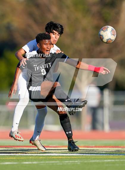 Thumbnail 2 in Jesuit vs. Turlock photogallery.