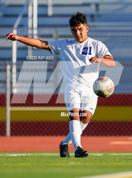 Thumbnail 3 in Jesuit vs. Turlock photogallery.