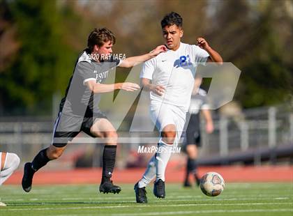 Thumbnail 2 in Jesuit vs. Turlock photogallery.