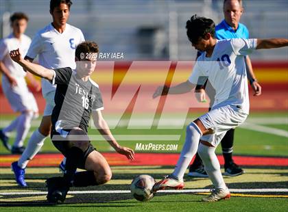 Thumbnail 3 in Jesuit vs. Turlock photogallery.