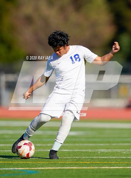Thumbnail 2 in Jesuit vs. Turlock photogallery.