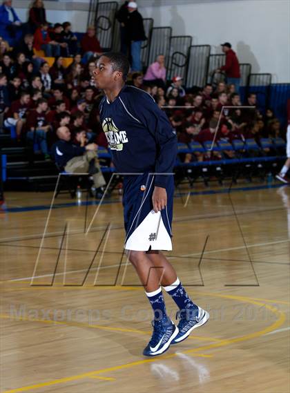 Thumbnail 3 in Bethel vs Notre Dame-Fairfield (SWC Semifinal) photogallery.