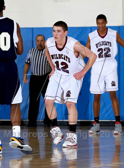 Thumbnail 2 in Bethel vs Notre Dame-Fairfield (SWC Semifinal) photogallery.