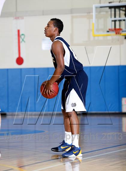 Thumbnail 3 in Bethel vs Notre Dame-Fairfield (SWC Semifinal) photogallery.