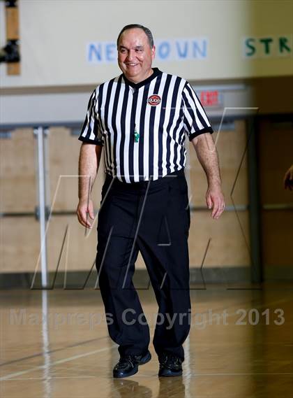 Thumbnail 1 in Bethel vs Notre Dame-Fairfield (SWC Semifinal) photogallery.