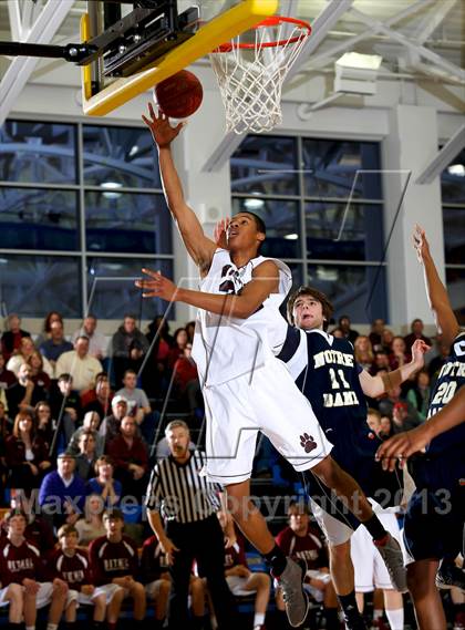 Thumbnail 3 in Bethel vs Notre Dame-Fairfield (SWC Semifinal) photogallery.