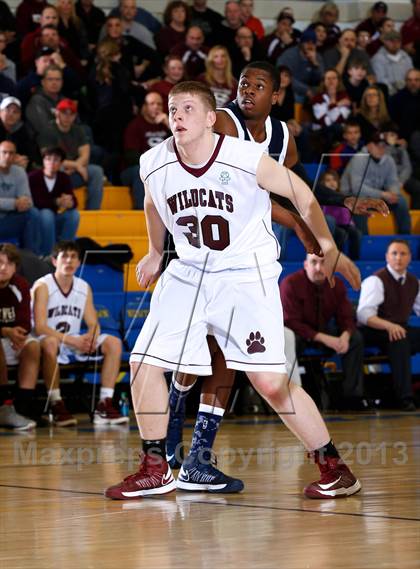 Thumbnail 1 in Bethel vs Notre Dame-Fairfield (SWC Semifinal) photogallery.