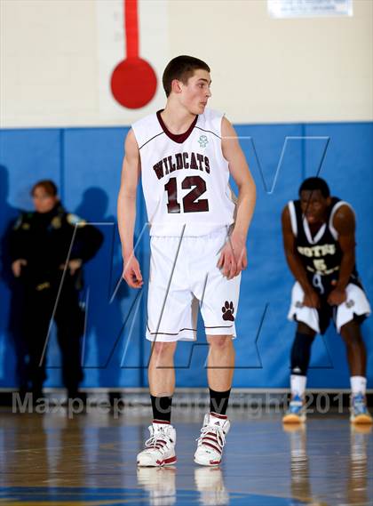 Thumbnail 3 in Bethel vs Notre Dame-Fairfield (SWC Semifinal) photogallery.