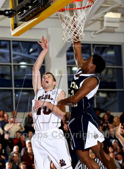 Thumbnail 2 in Bethel vs Notre Dame-Fairfield (SWC Semifinal) photogallery.