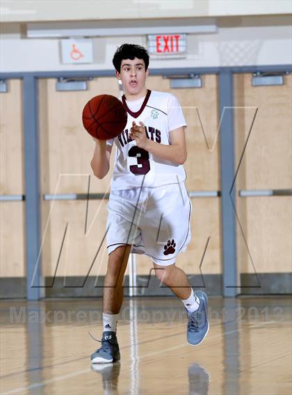 Thumbnail 2 in Bethel vs Notre Dame-Fairfield (SWC Semifinal) photogallery.