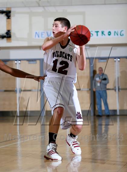 Thumbnail 2 in Bethel vs Notre Dame-Fairfield (SWC Semifinal) photogallery.