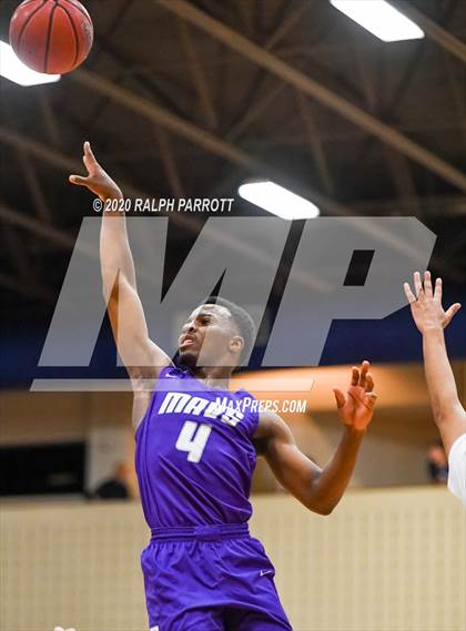 Thumbnail 2 in Morton Ranch vs. Fort Bend Travis (UIL 6A Regional Quarterfinal) photogallery.