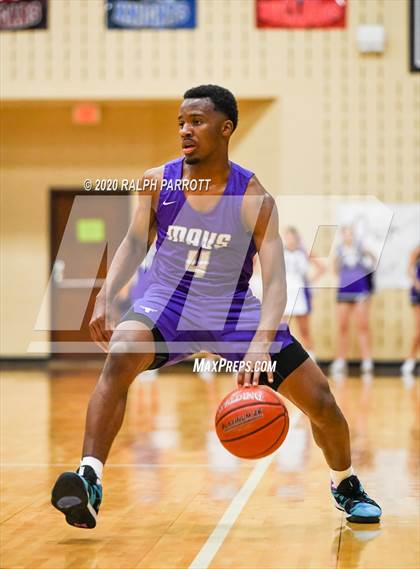 Thumbnail 3 in Morton Ranch vs. Fort Bend Travis (UIL 6A Regional Quarterfinal) photogallery.