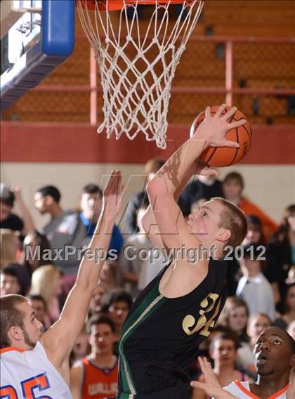 Thumbnail 2 in Knoxville Catholic @ William Blount photogallery.