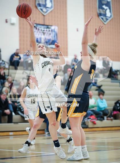 Thumbnail 3 in  Clarkston @ Stoney Creek photogallery.