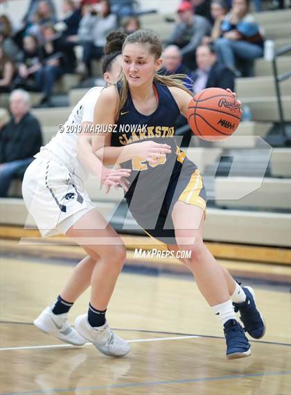 Thumbnail 1 in  Clarkston @ Stoney Creek photogallery.