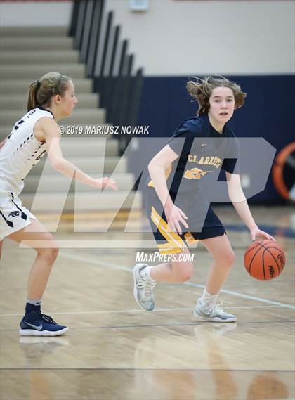Thumbnail 2 in  Clarkston @ Stoney Creek photogallery.