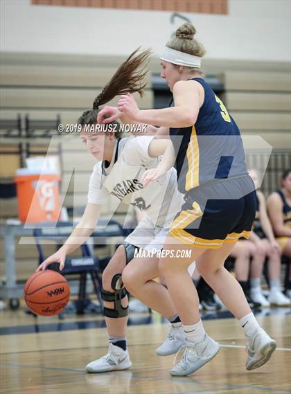Thumbnail 1 in  Clarkston @ Stoney Creek photogallery.