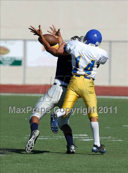 Thumbnail 2 in El Toro @ Trabuco Hills photogallery.