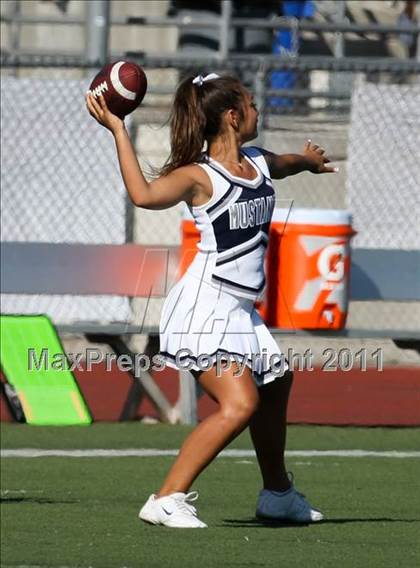 Thumbnail 3 in El Toro @ Trabuco Hills photogallery.