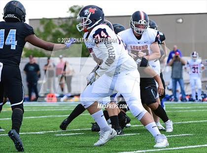 Thumbnail 1 in Legend @ Vista Ridge photogallery.