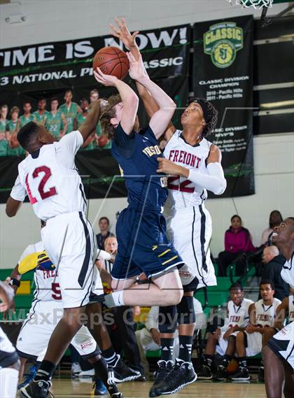 Thumbnail 2 in Fremont vs Prestonwood Christian (National Prep Classic) photogallery.
