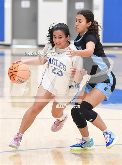 Thumbnail 3 in Phoenix Country Day vs. Horizon Honors (PCDS Desert Classic) photogallery.