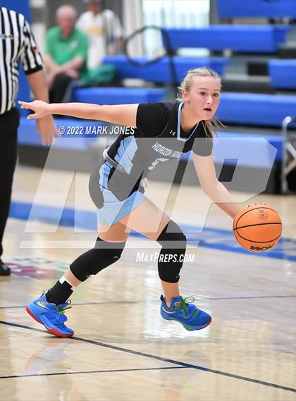 Thumbnail 2 in Phoenix Country Day vs. Horizon Honors (PCDS Desert Classic) photogallery.