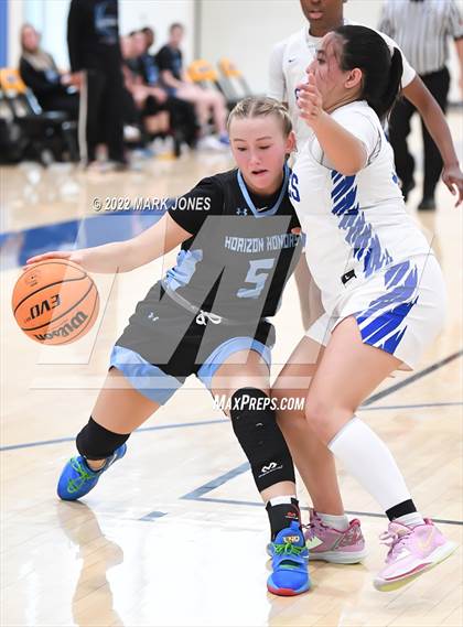Thumbnail 2 in Phoenix Country Day vs. Horizon Honors (PCDS Desert Classic) photogallery.